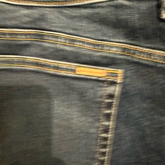 G by Giuliana Light Wash Ankle Jeans - Picture 5 of 5